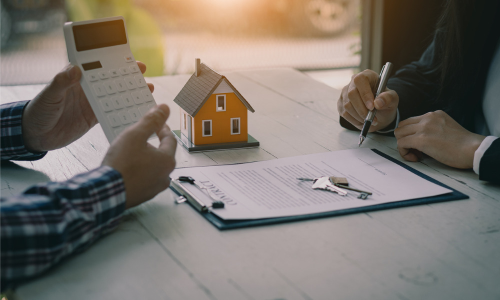 Toronto home sales fall again