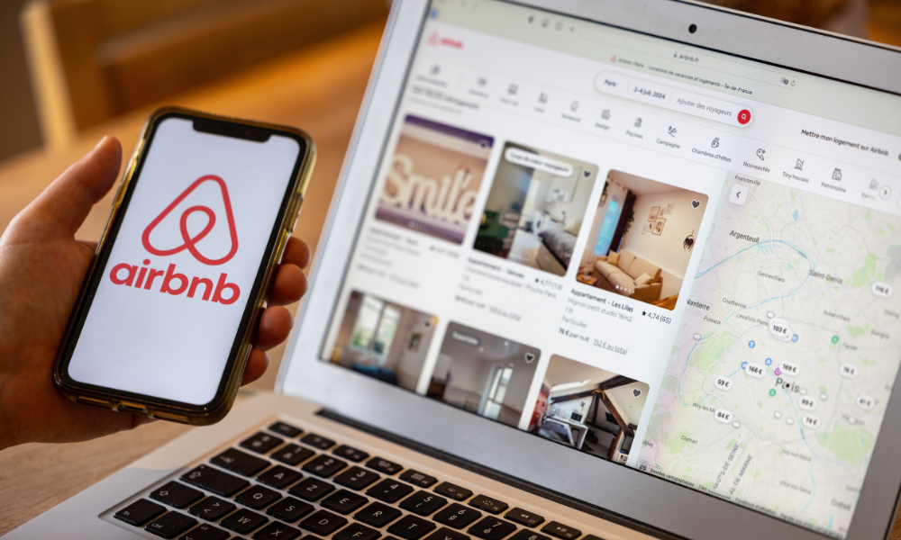Airbnb faces class-action lawsuit in BC over fees and licensing