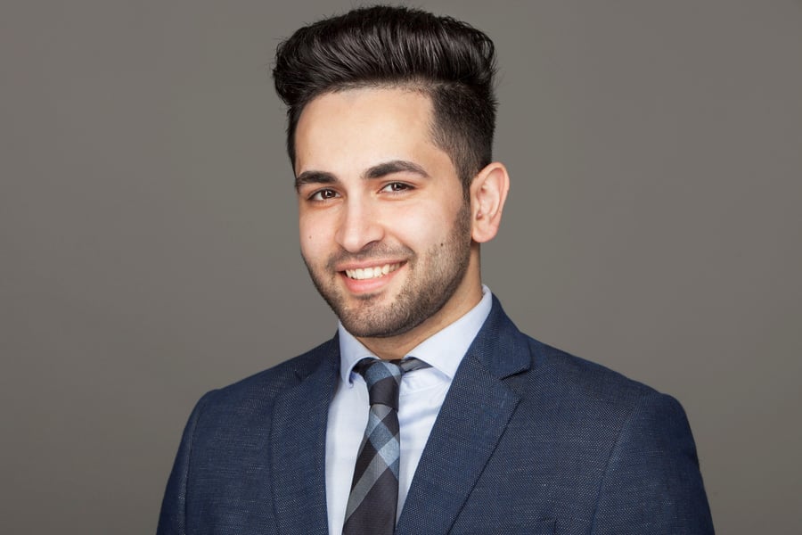 Toronto condo sellers slashing prices as listings pileup continues