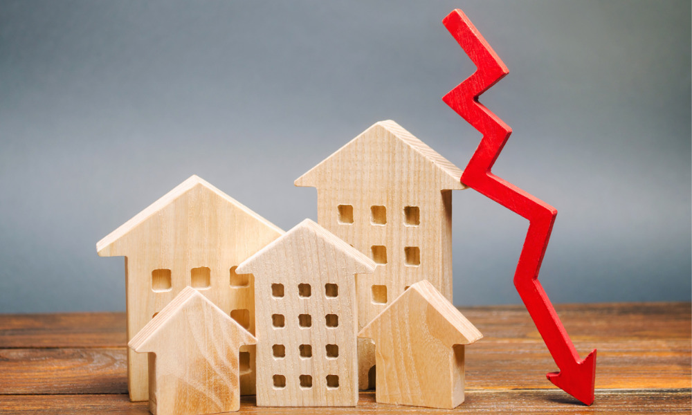 House prices forecast to tumble