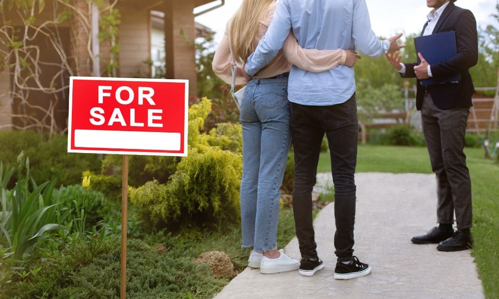 Property listings drop below 31,000 before spring buying season