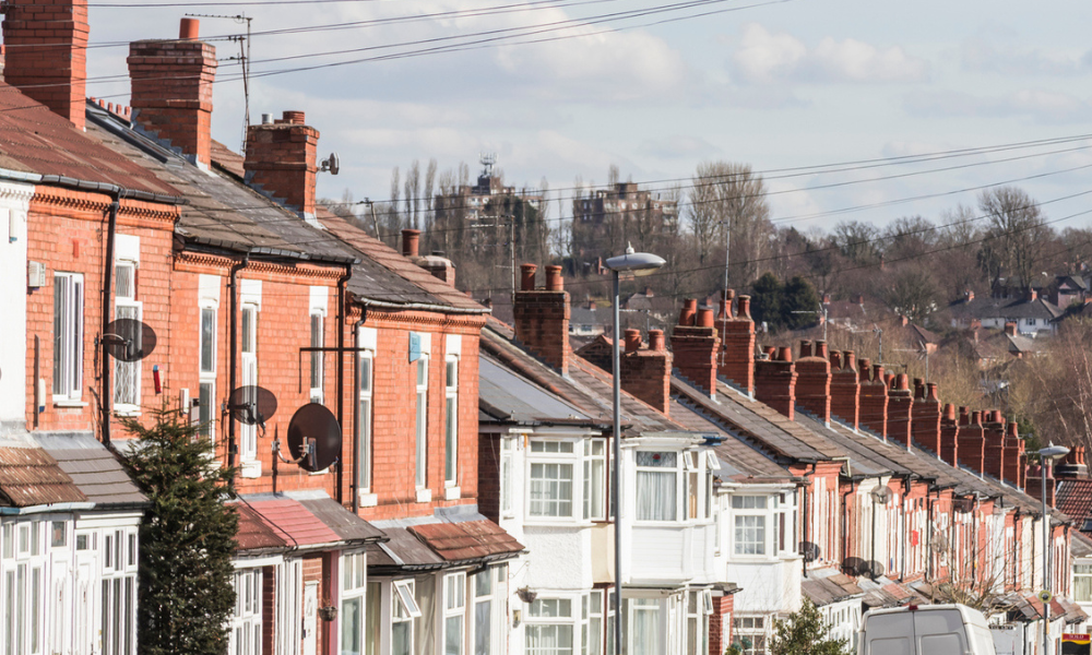 UK house prices near record levels – Rightmove
