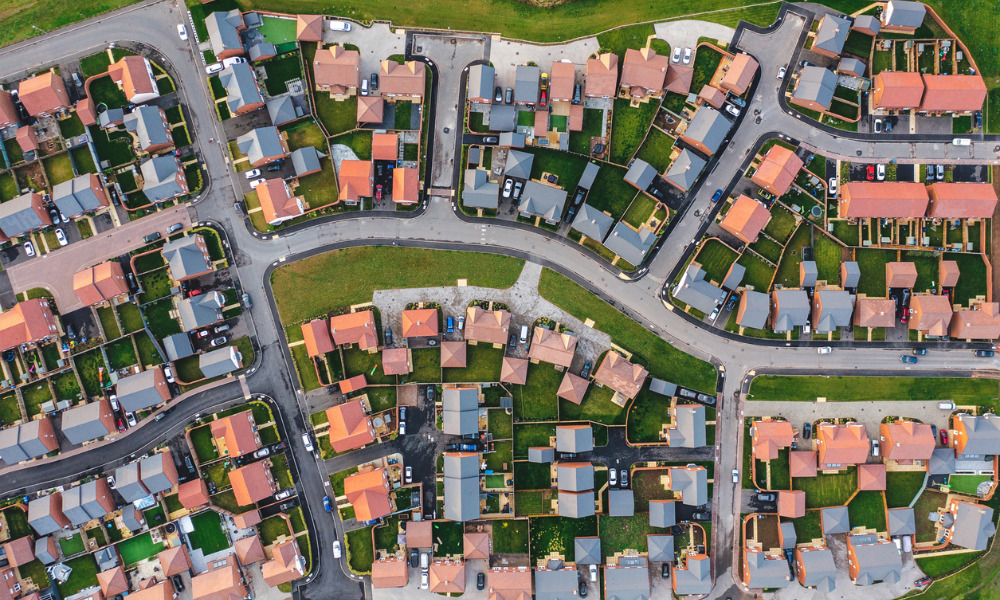 Housing market continues to struggle – RICS