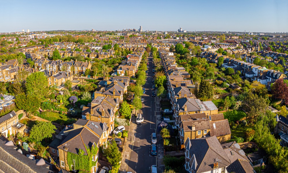 UK house prices hit highest growth in nearly two years