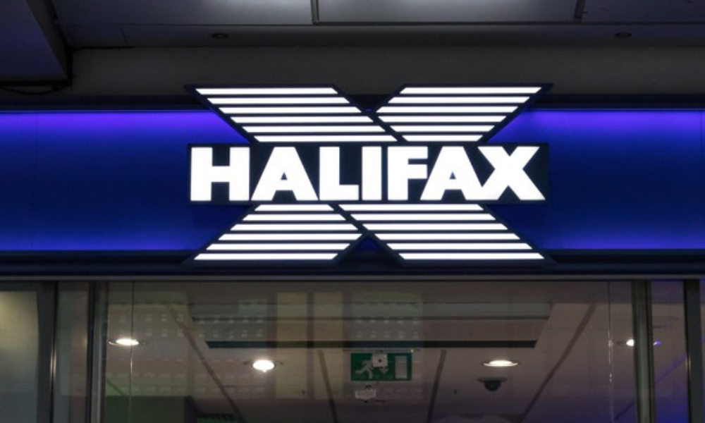 More lenders announce rate cuts