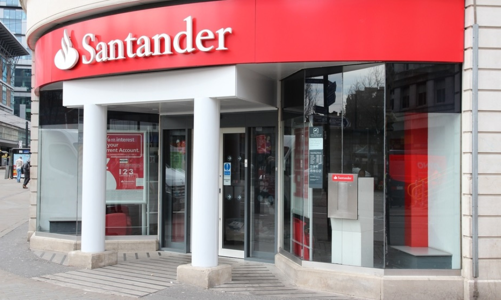 Santander lowers selected mortgage rates