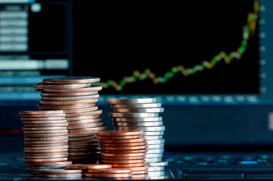 A new option for income generation: High dividend, low volatility ETFs