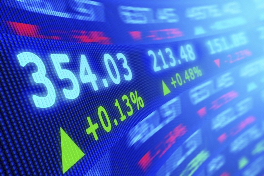 Mountains of corporate cash drive stock buyback plans to a record high