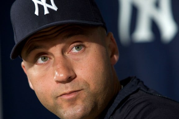 Jeter fan spurns $250K collectible, gives back milestone ball