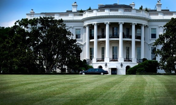 White House wants closer scrutiny of investment advisers
