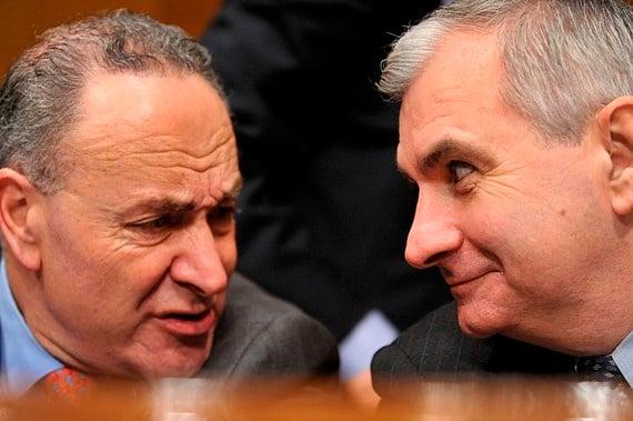 Schumer wants early fight on ending Bush-era tax cuts for top earners