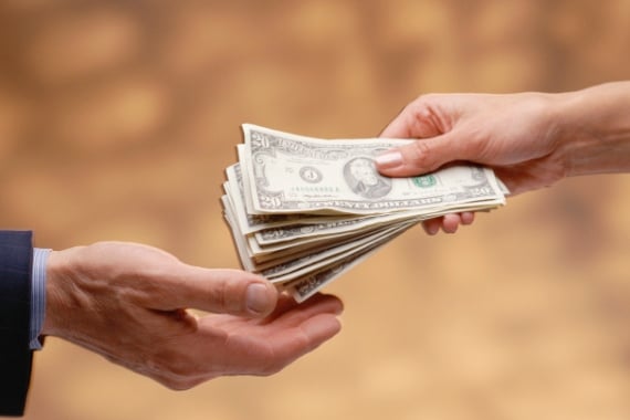 Woodbury Financial could pay advisers to stay despite not having buyer