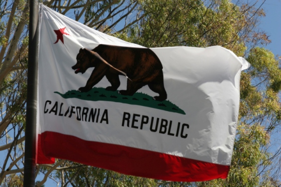 California's Gov. Brown signs privacy law opposed by financial industry