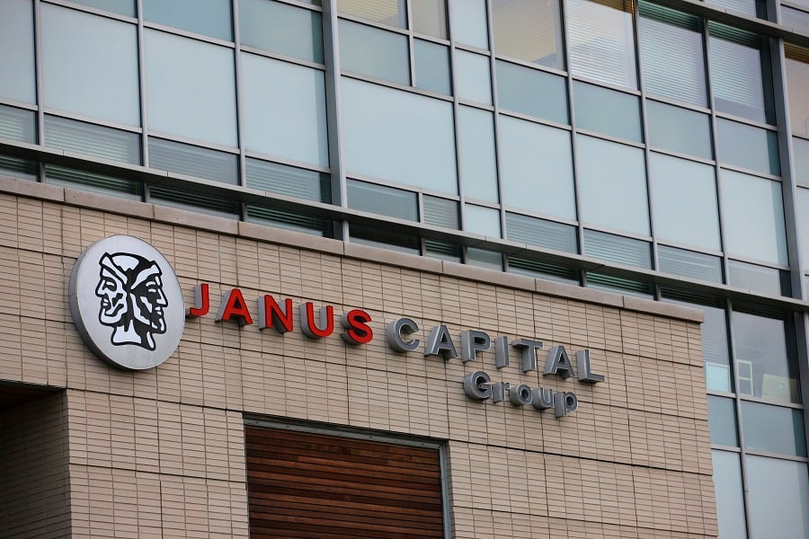 In possible gift to Bill Gross, Janus gets preliminary approval to offer ETFs