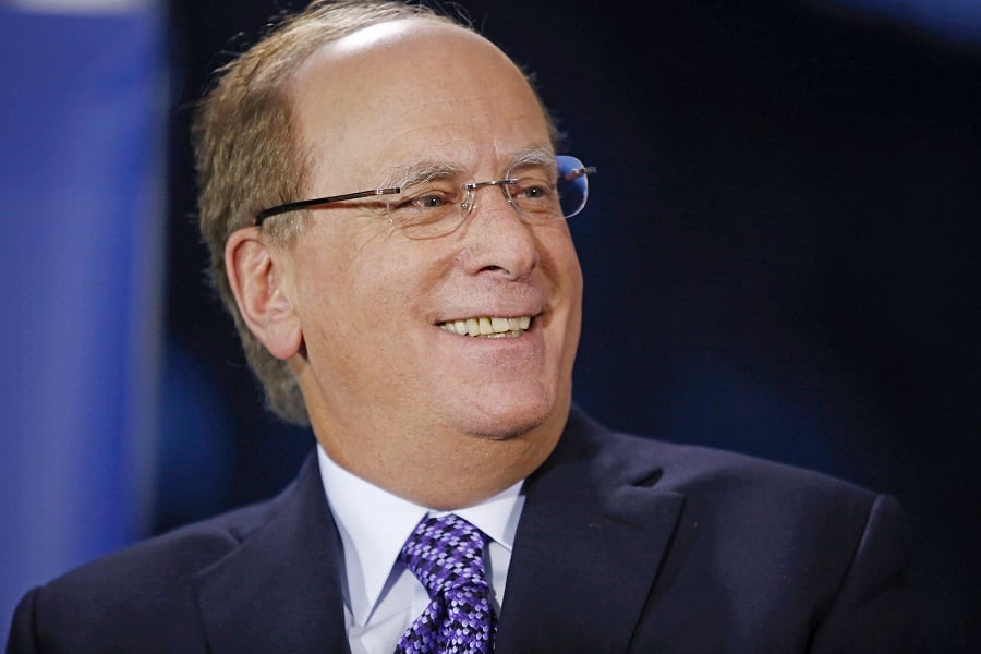 BlackRock's Larry Fink gets $23.9 million payday for 2014