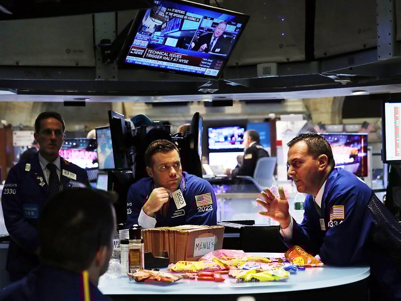 NYSE shutdown: Advisers calm jittery clients