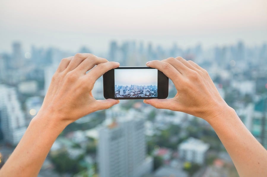 Cetera taps Broadridge for adviser-focused mobile app