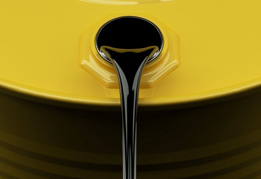 Falling commodity prices draw speculators and speculation