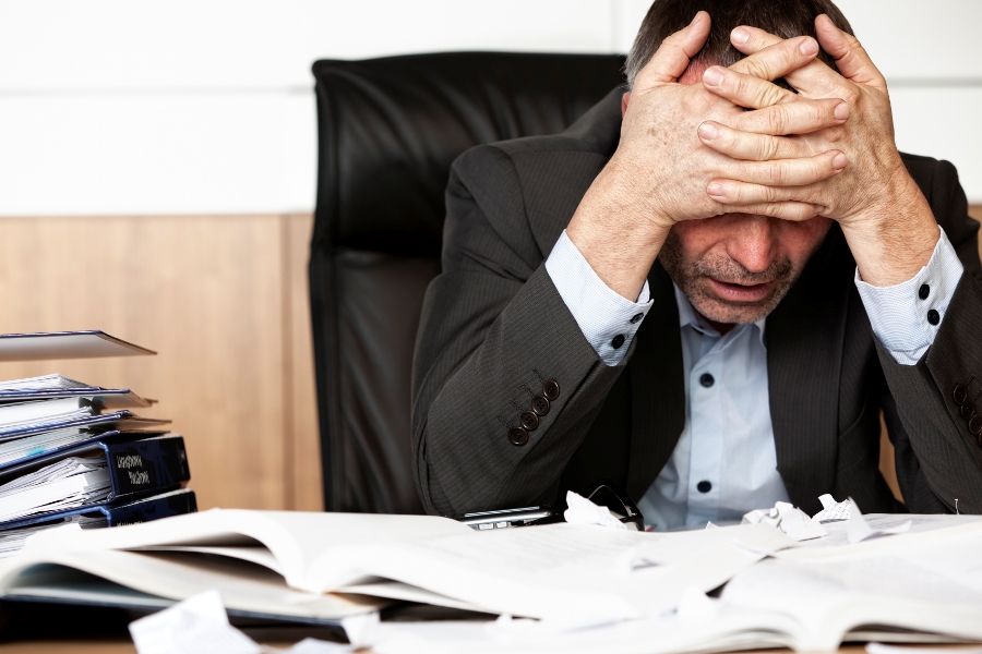 Under pressure, will Cetera advisers jump ship?