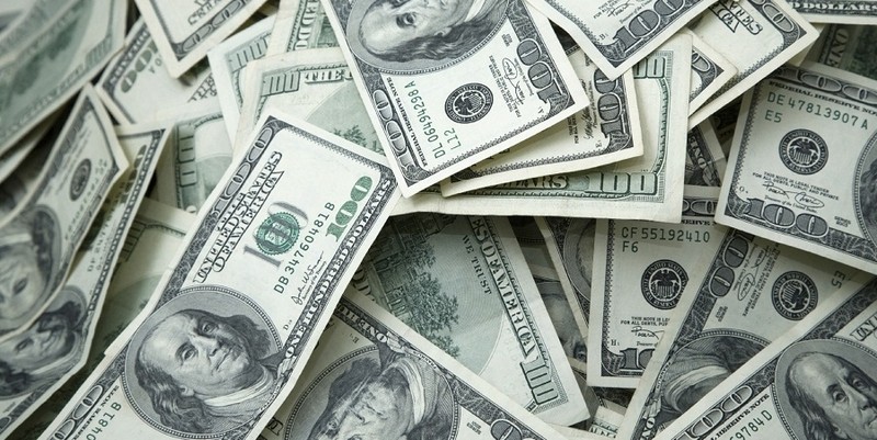 RIAs at odds over fees for clients' cash balances