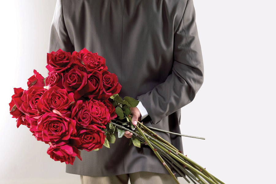 Investors rekindle love affair with hedge funds
