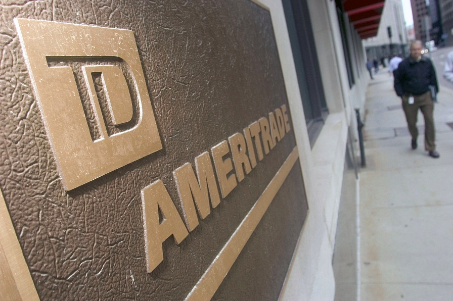 TD Ameritrade adds socially aware portfolios to retail robo adviser