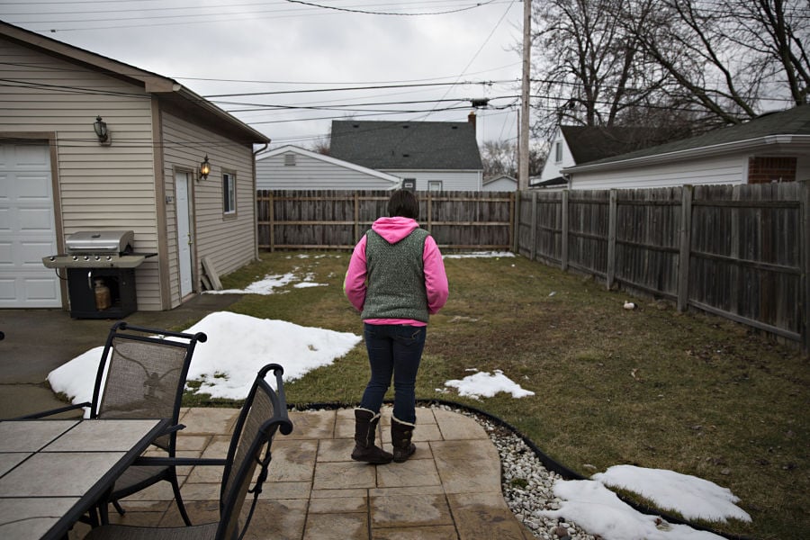 Cash-strapped Americans willing to leverage homes to pay bills