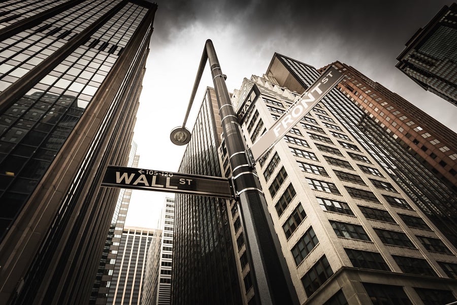 Wall Street banks to get fee cut from top lobbying group