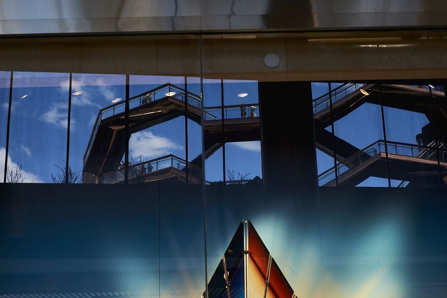 Financial firms fight over $18 trillion held by poorest of the rich