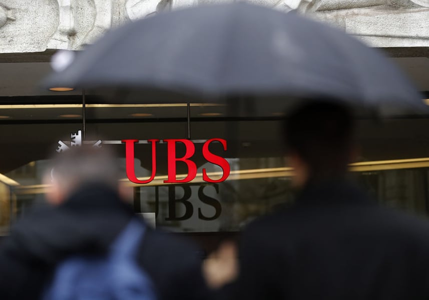 UBS reshuffles execs atop wealth management unit