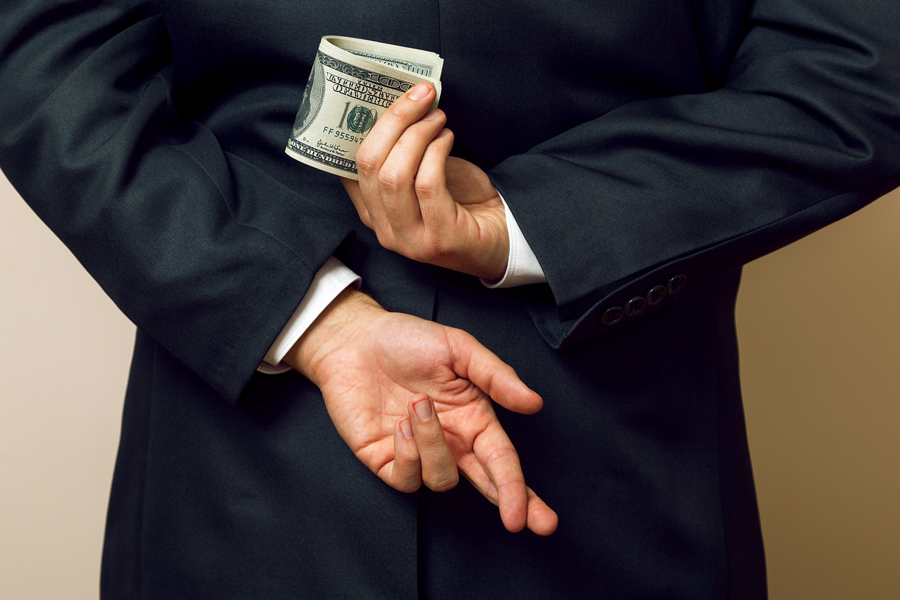 Former Morgan Stanley, Wells Fargo rep pleads guilty to adviser fraud