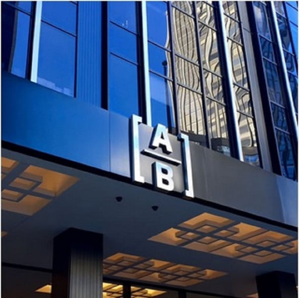 Layoffs hit 98 more at AllianceBernstein