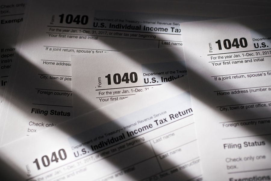 New IRS form sends taxpayers toward Intuit, away from H&R Block