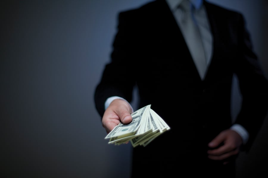 Feds charge New York 'consultant' with running multimillion-dollar Ponzi scheme