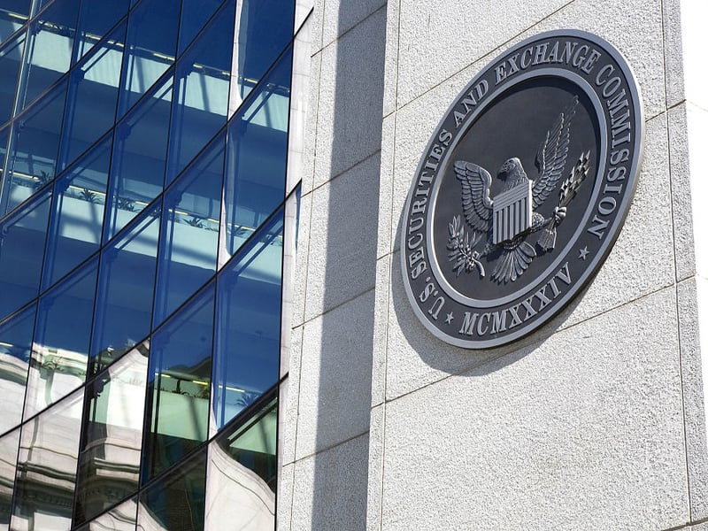 SEC chief rejects speculation markets should be shuttered