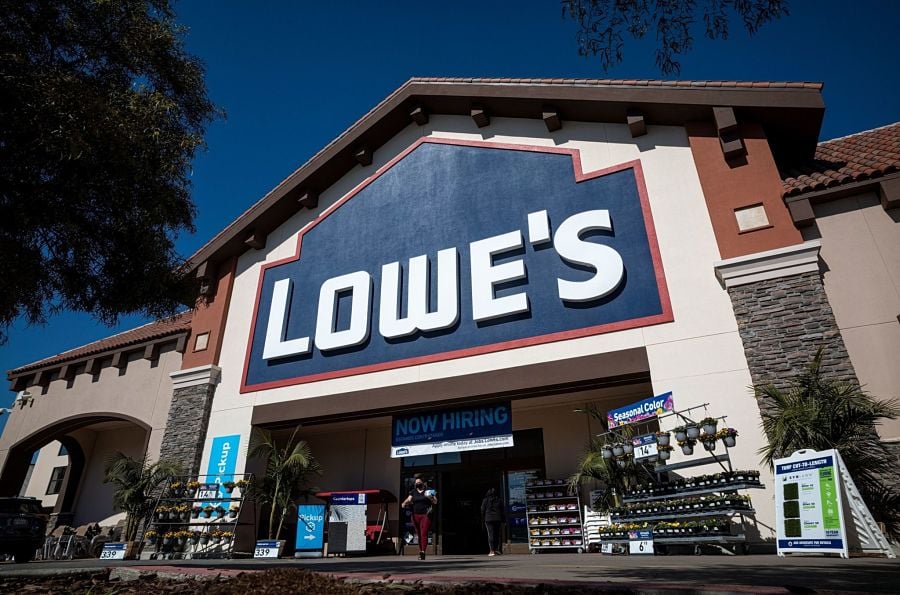 Lowe's settles 401(k) suit, another university targeted