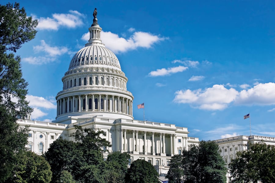 House bill seeks to open 403(b) plans to CITs