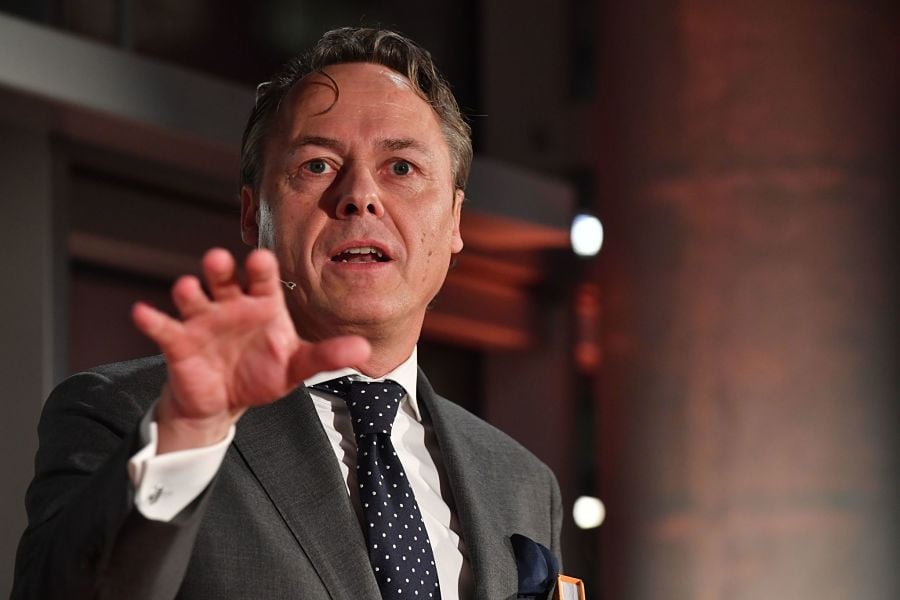 UBS gets dose of digital disruption