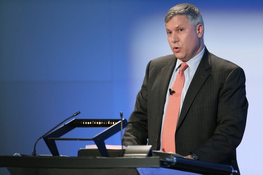 Tom Naratil to leave UBS