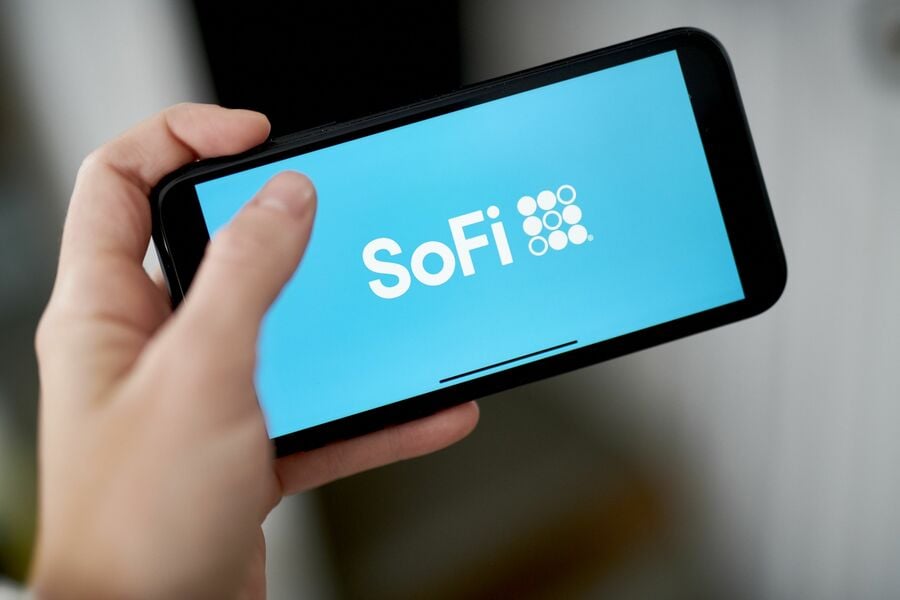 SoFi has built a fintech juggernaut, and it's time advisers started paying attention