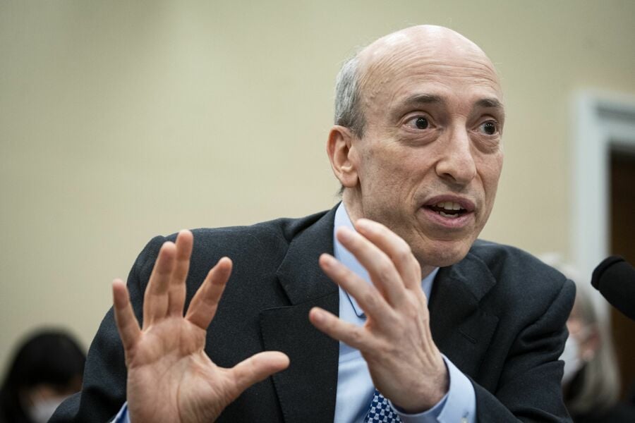 Gensler cites risks where banks and non-banks meet