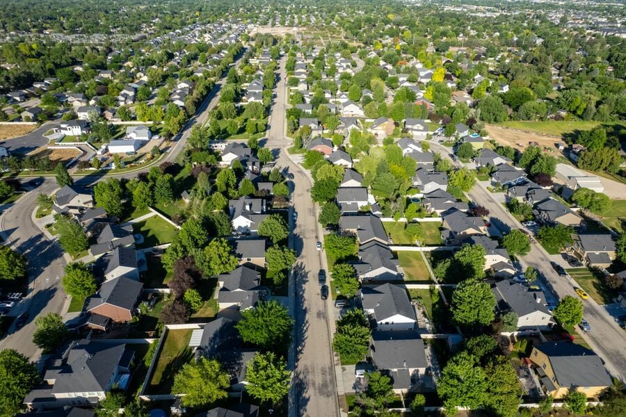 30-year fixed mortgage rises to 7.16%, marking 10th straight increase