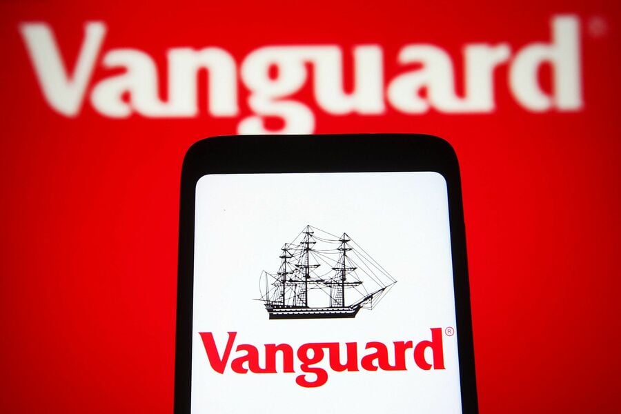 Vanguard gaining ground on BlackRock in the $6 trillion US ETF universe