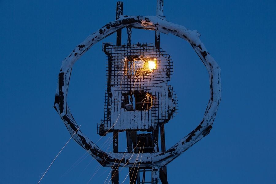 As FTX burns, advisers keep their cool