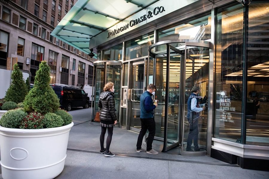 JPMorgan posts record net interest income