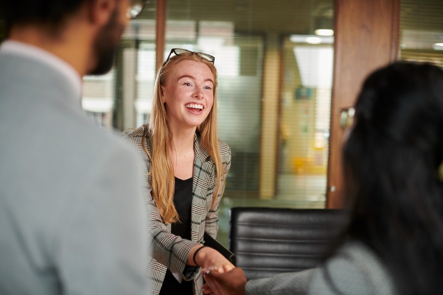 7 ways to encourage women to pursue financial advisory careers