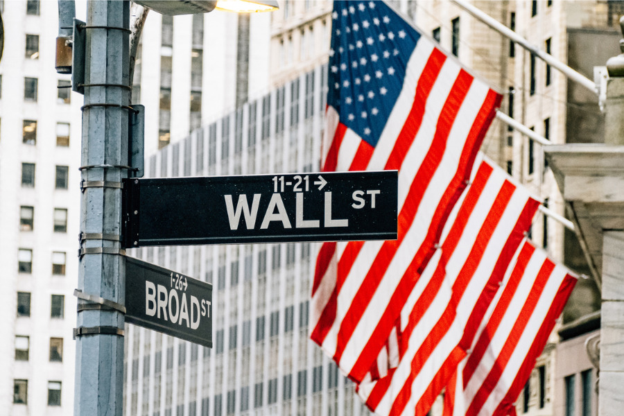 Are earnings likely to grow? Wall Street strategists are split