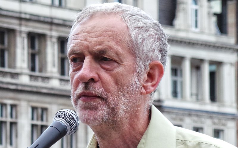 Corbyn calls for empty home seizures
