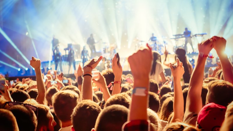 eMoov reveals where UK festivals and price growth go together