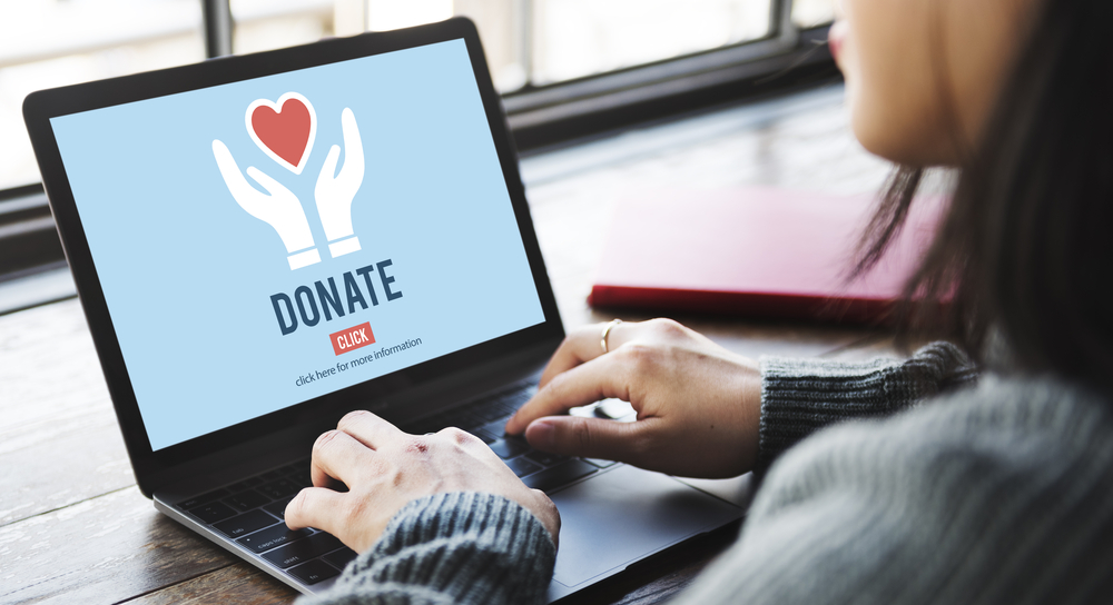 Computershare donates £3,800 to children's charity